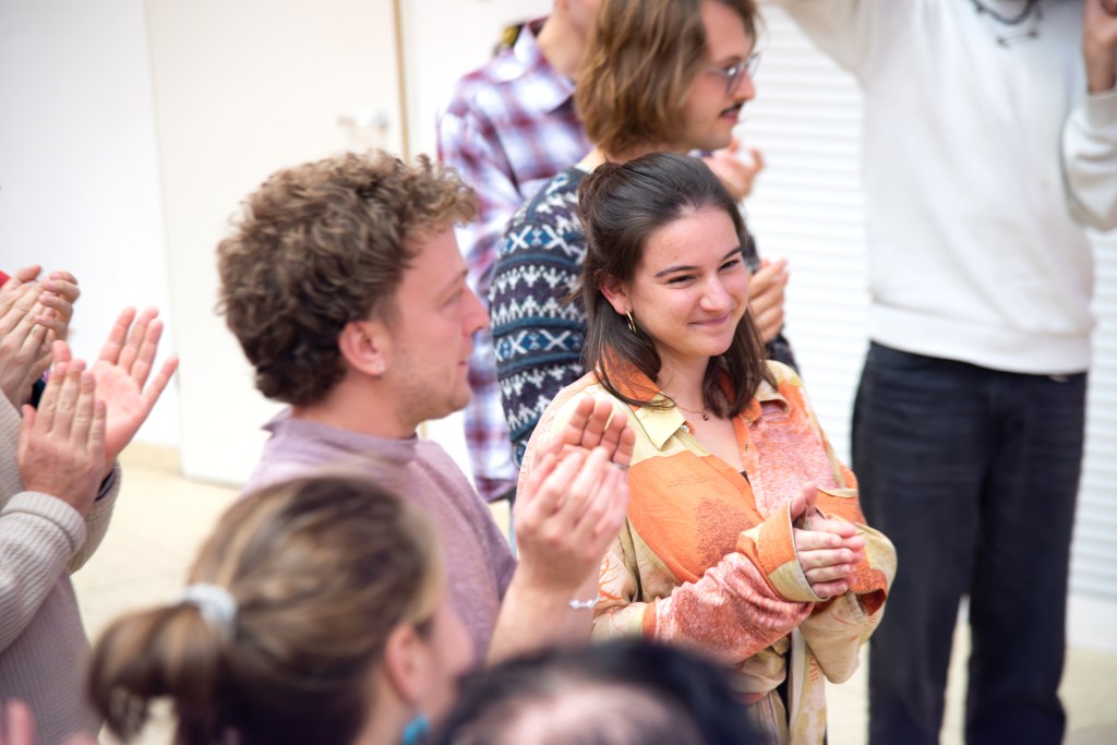 Organisiert wurde diese Tagung von Thomas & Susanne Stölner, Josef Mühlbauer, Utta Isop, Michael Wissgott, Uwe Bittlingmayer und vielen Studierenden. Diese Tagung fand in Kooperation mit der VHS Döbling und der TU Wien statt, als auch mit Empowerment for Peace, Uni Graz, Boku & PH Freiburg.