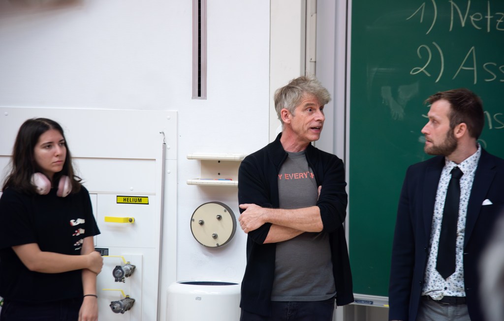 Organisiert wurde diese Tagung von Thomas & Susanne Stölner, Josef Mühlbauer, Utta Isop, Michael Wissgott, Uwe Bittlingmayer und vielen Studierenden. Diese Tagung fand in Kooperation mit der VHS Döbling und der TU Wien statt, als auch mit Empowerment for Peace, Uni Graz, Boku & PH Freiburg.